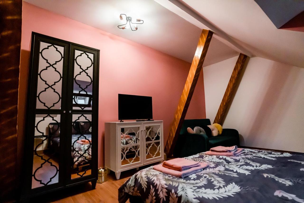 Galeria Grafit Apartments Sibiu Exterior foto
